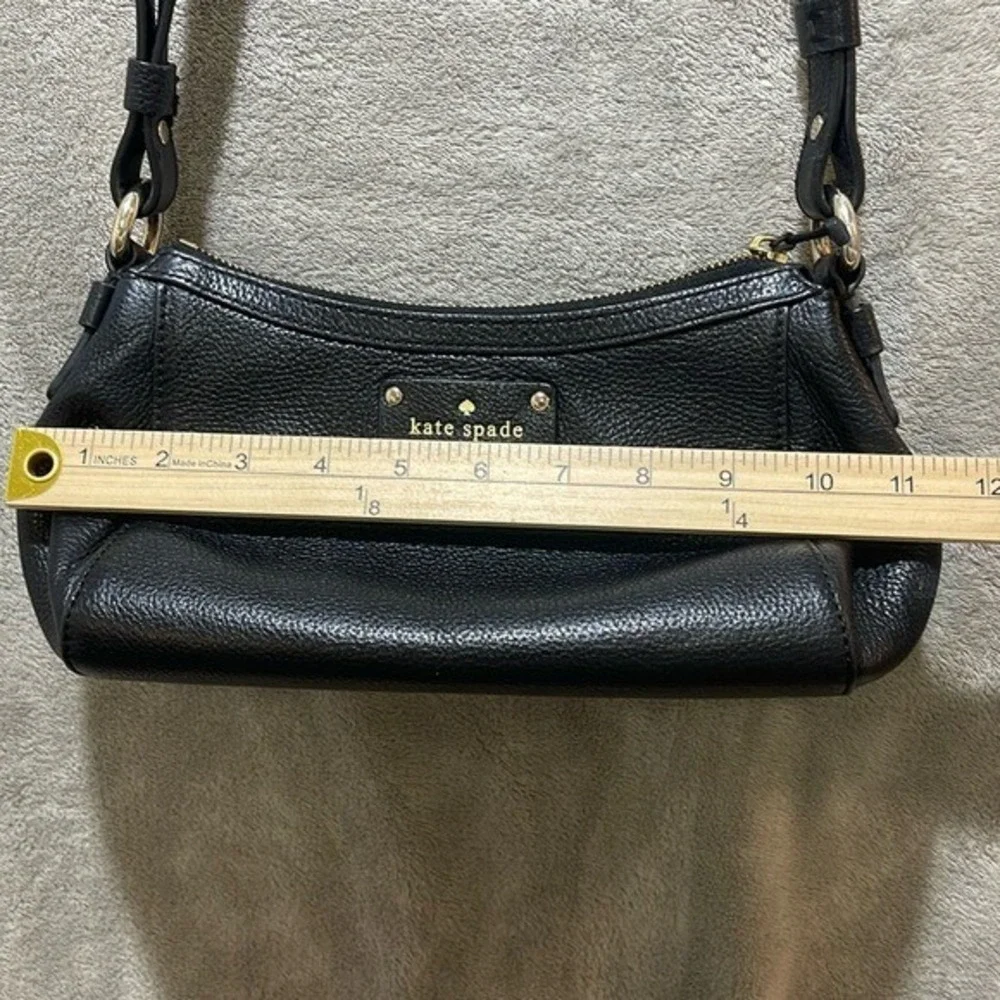 Kate Spade‎ 90's Y2K Style Black Leather Crossbody Zip Bag 11.5